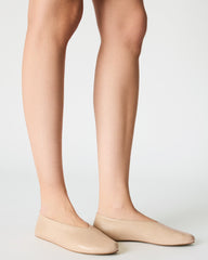 CYNTRA NATURAL LEATHER