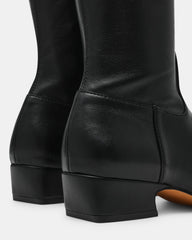 DELYRA BLACK