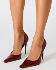 ELEGANT RED CROCODILE