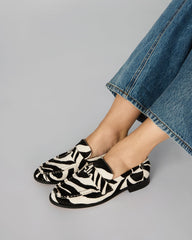 RONIE ZEBRA