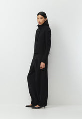 Quorum Cardigan - Wonder Yarn - BLACK