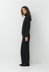 Appoint Sweater - Wonder Yarn - BLACK