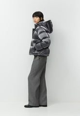 The Super Puff™ Shorty - Liquid Shine - ELEGANT CHARCOAL