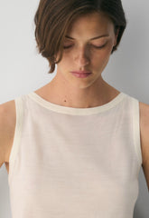 Fine Merino Wool Pasture Sweater Vest - LYCHEE WHITE