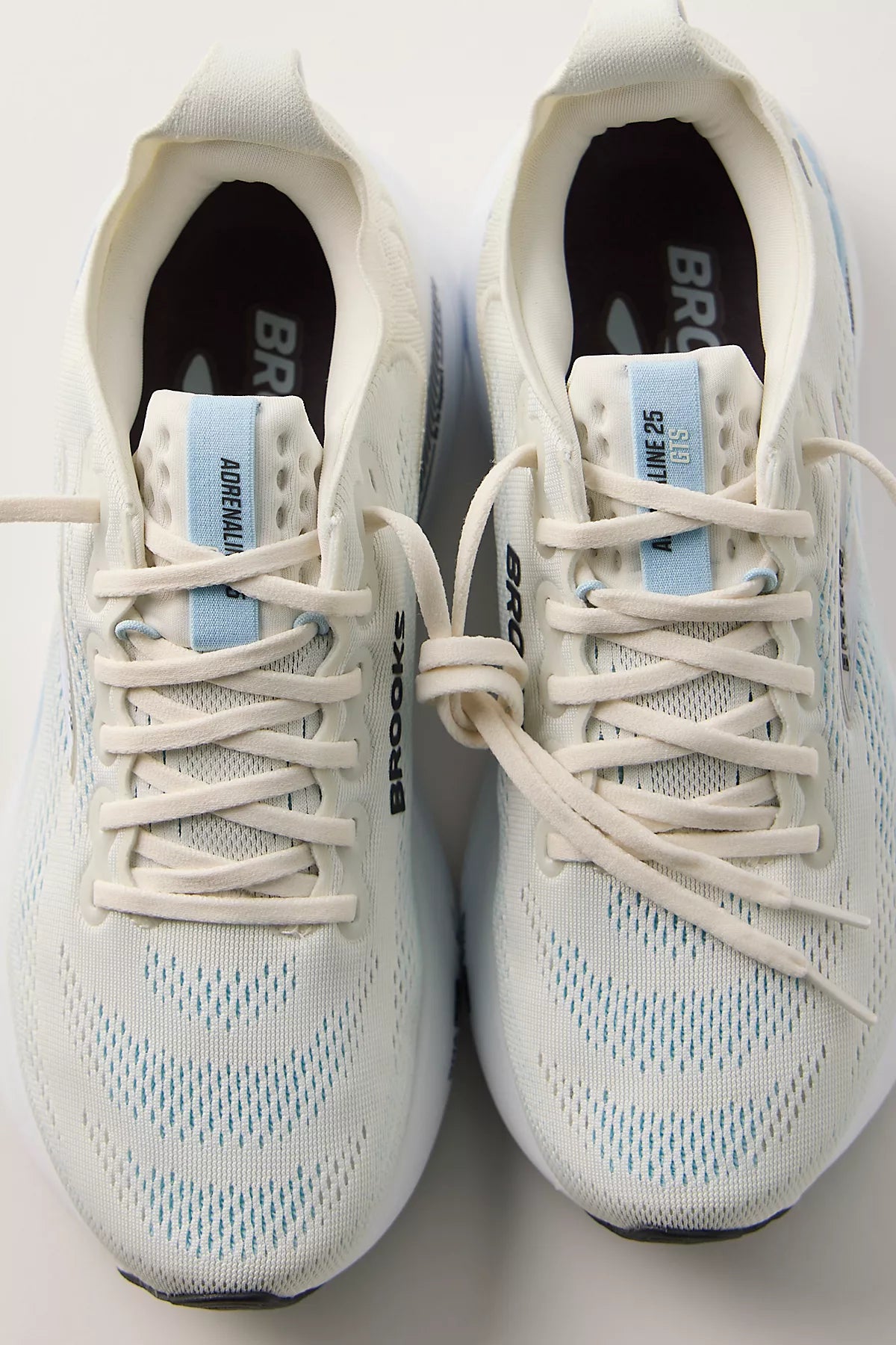 Brooks Adrenaline GTS 25 Sneakers