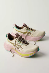 ASICS GEL-NIMBUS 28 TR Sneakers