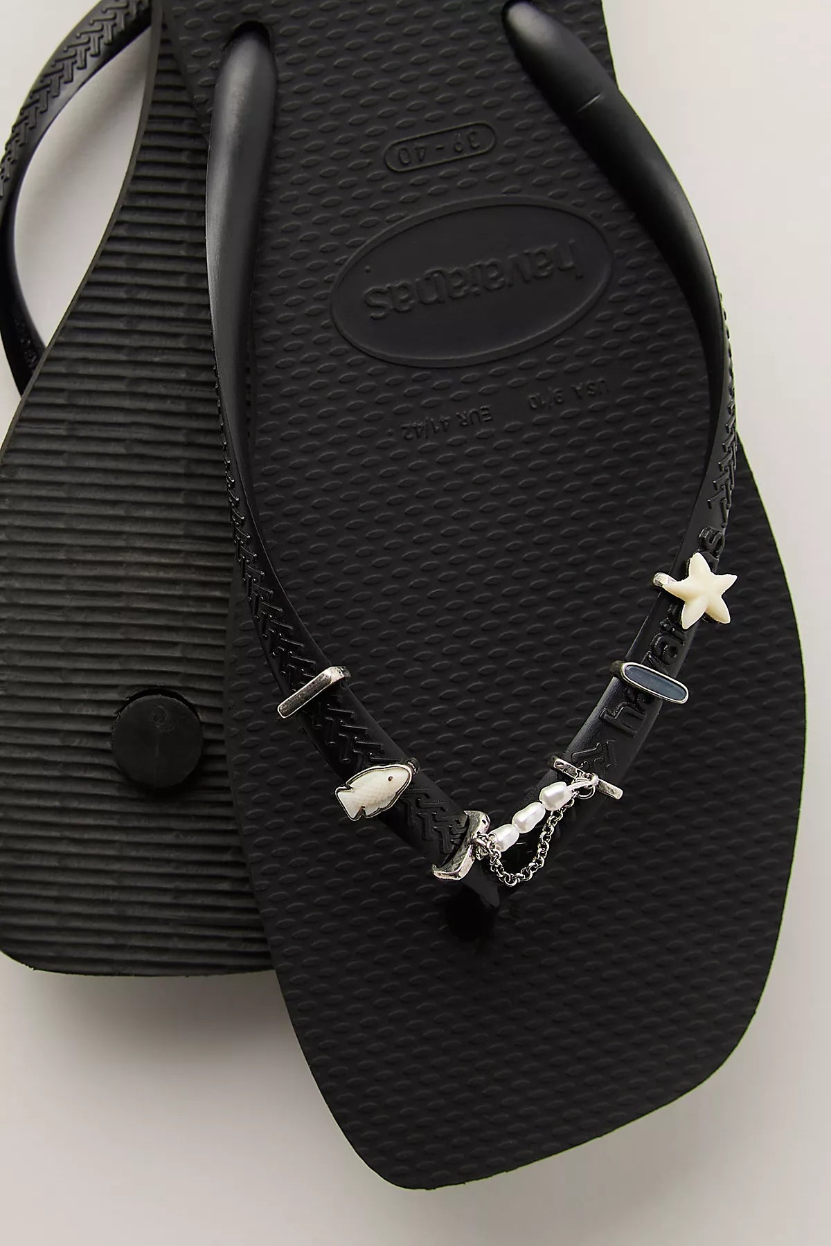 Free-est Sandal Charm Set