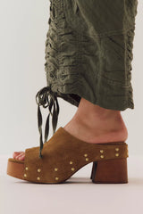 Bryson Clogs
