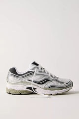 Saucony ProGrid Omni 9 Sneakers