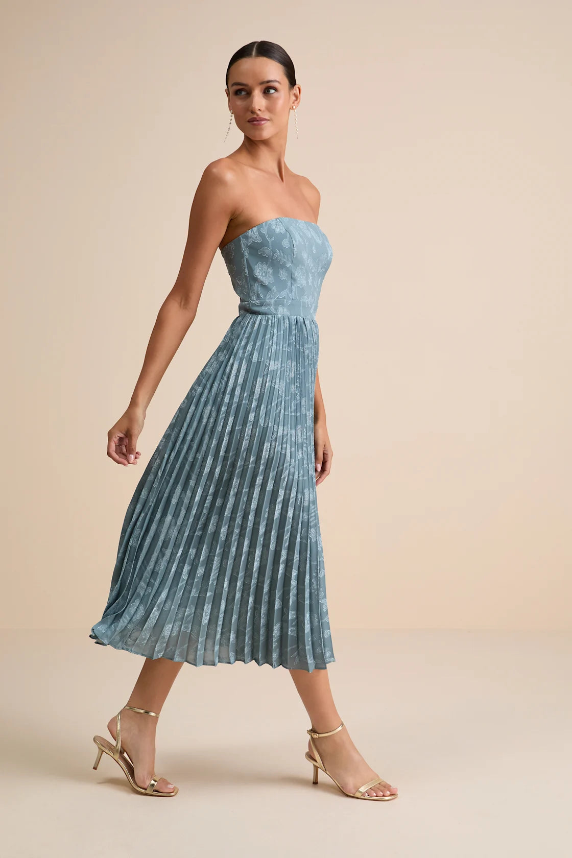 Perfectly Stunning Emerald Jacquard Strapless Midi Dress