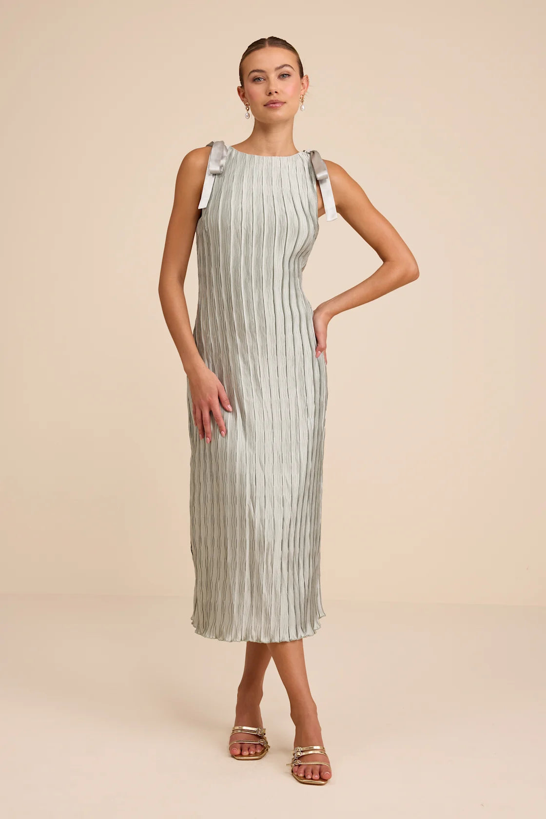Nuala Sage Green Pleated Sleeveless Bow Midi Dress