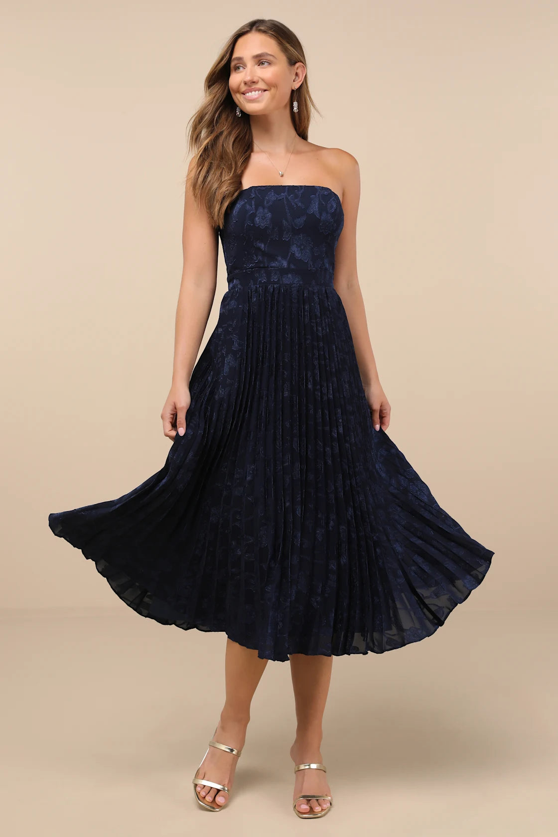 Perfectly Stunning Emerald Jacquard Strapless Midi Dress