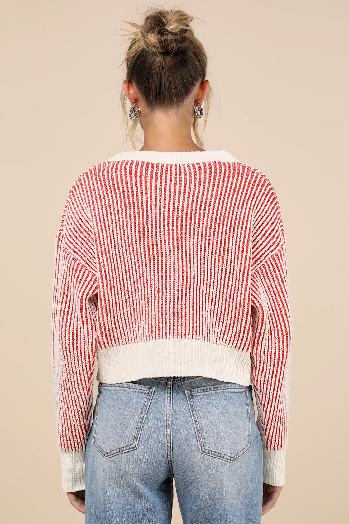 Attractively Cozy Red and White Striped V-Neck Pullover Sweater