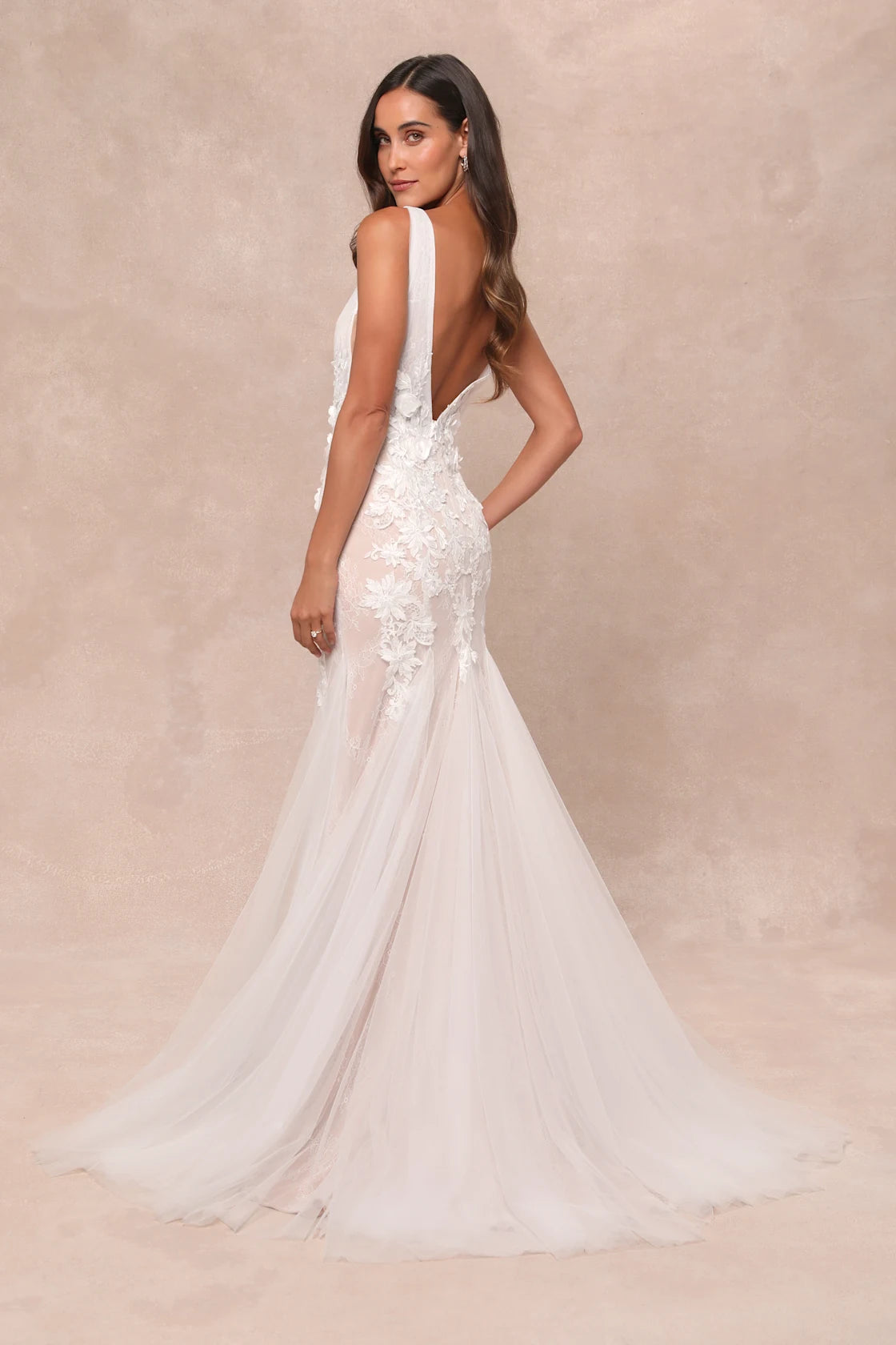Exceptional Vow White Tulle Lace Applique Mermaid Maxi Dress
