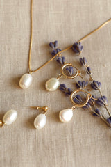 Florence Pearl Earrings Gift