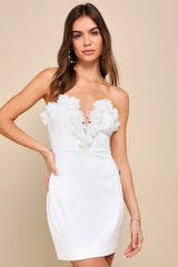 Gorgeous Wonder White 3D Floral Applique Strapless Mini Dress