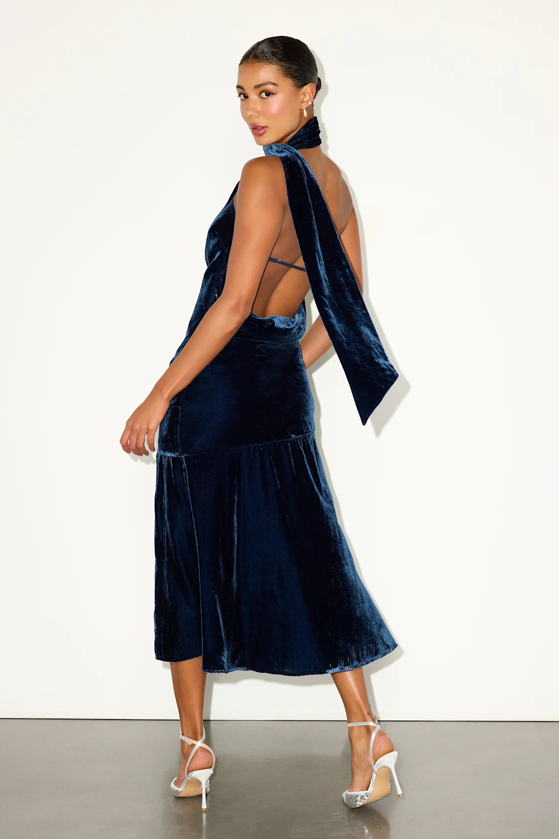 Alis Black Velvet Burnout One-Shoulder Sash Midi Dress