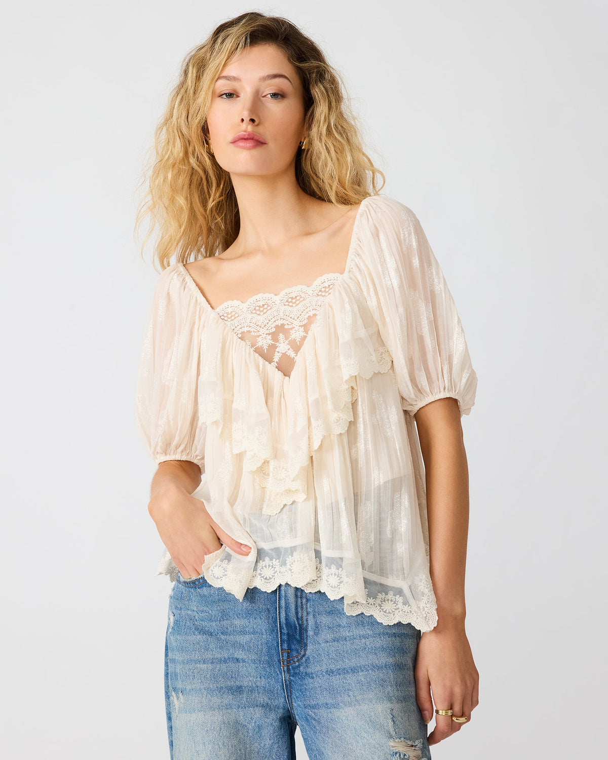 VICKIE TOP CREAM