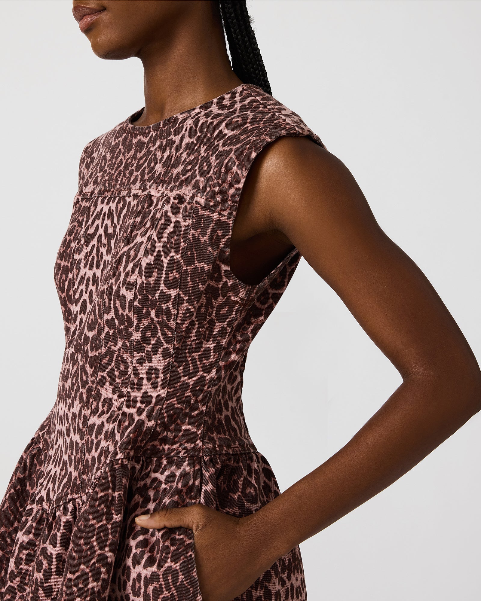 IRINNA DRESS HOT SPOTS PRINT
