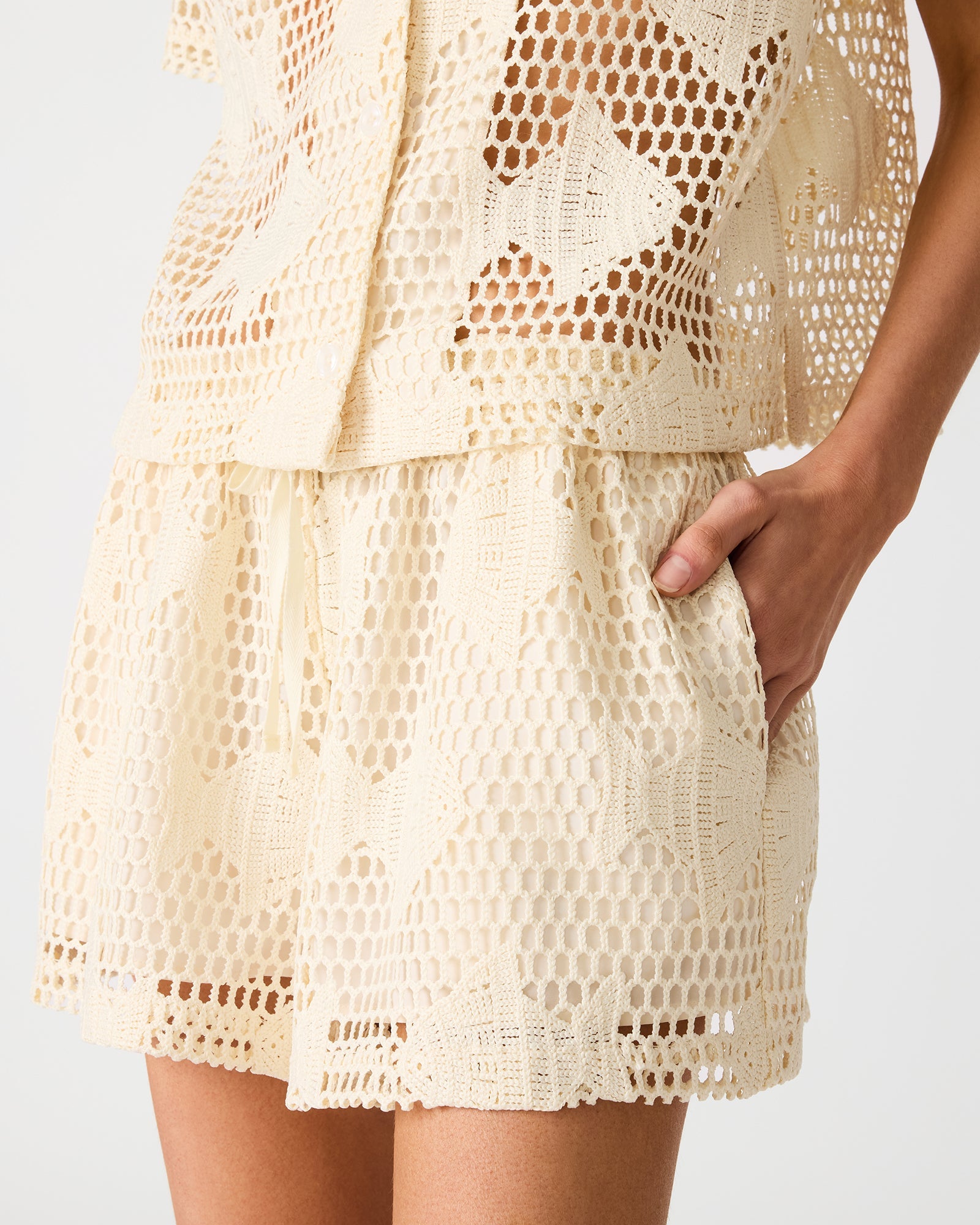 SANDRA SHORT IVORY
