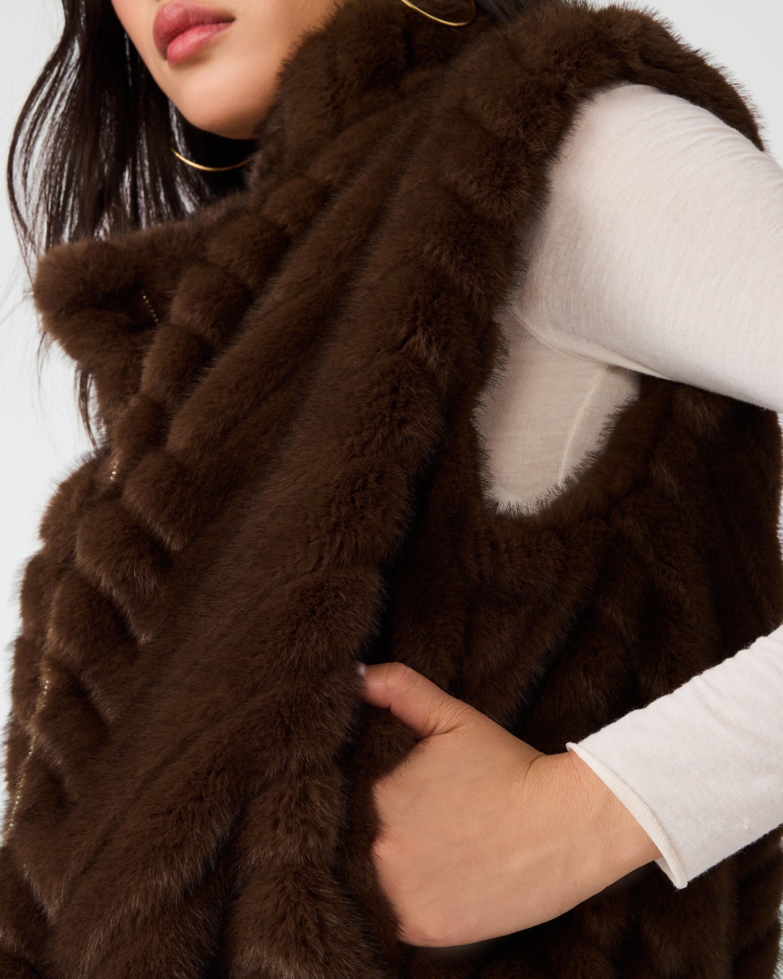 LUXIE VEST DARK ESPRESSO