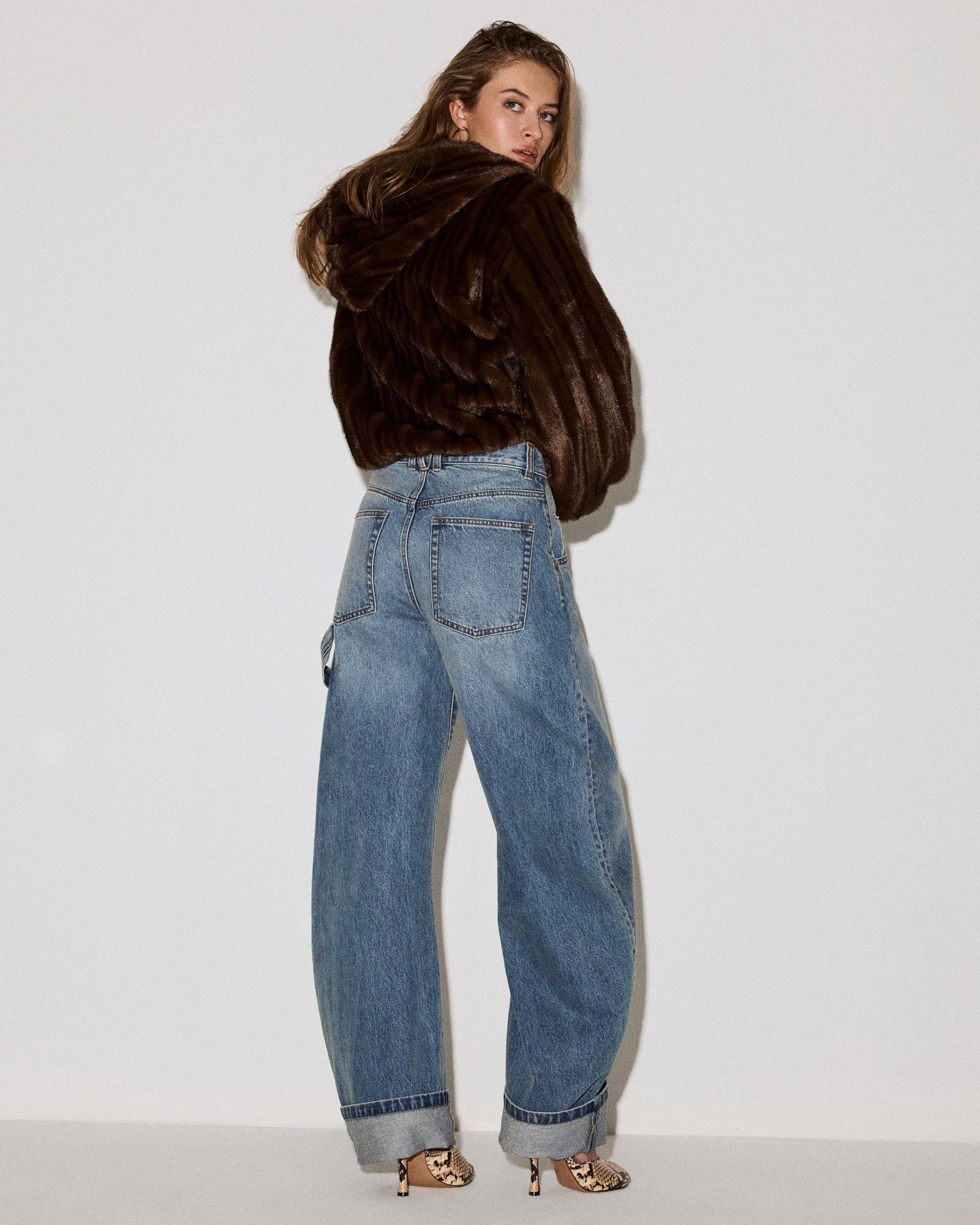 THE PERRY JEAN IMPERIAL BLUE
