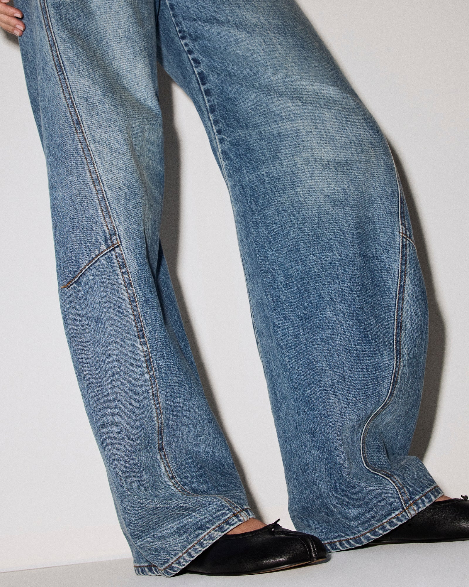 THE BLEECKER JEAN IMPERIAL BLUE