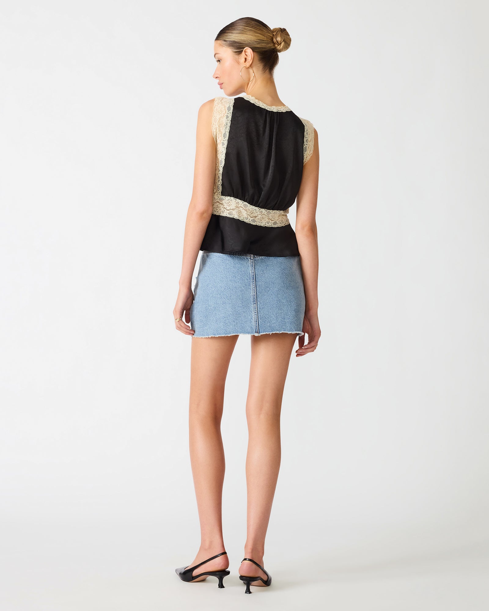ELINOR TOP BLACK