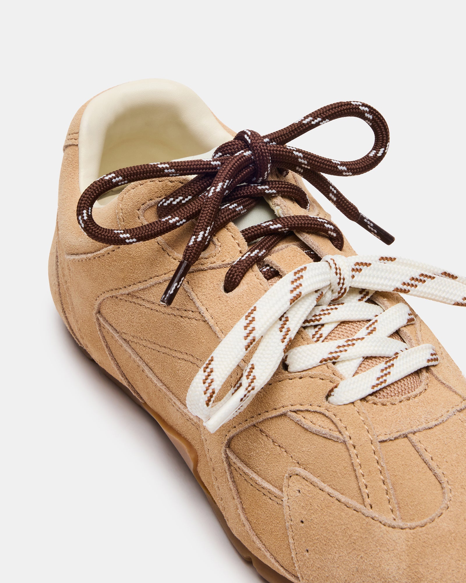 SHOELACE BROWN