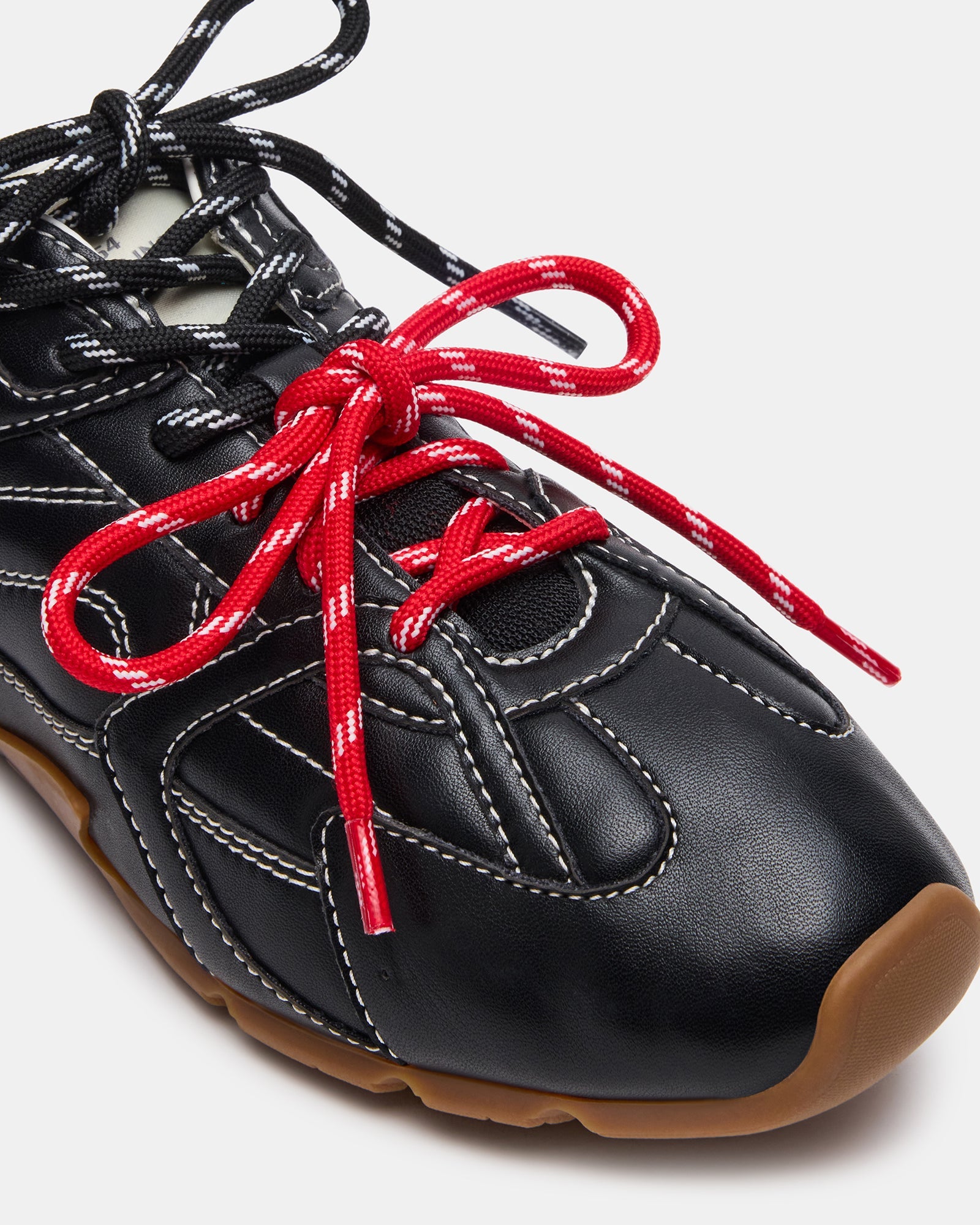 SHOELACE RED