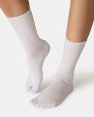 SPLIT TOE CREW SOCKS BLACK/WHITE