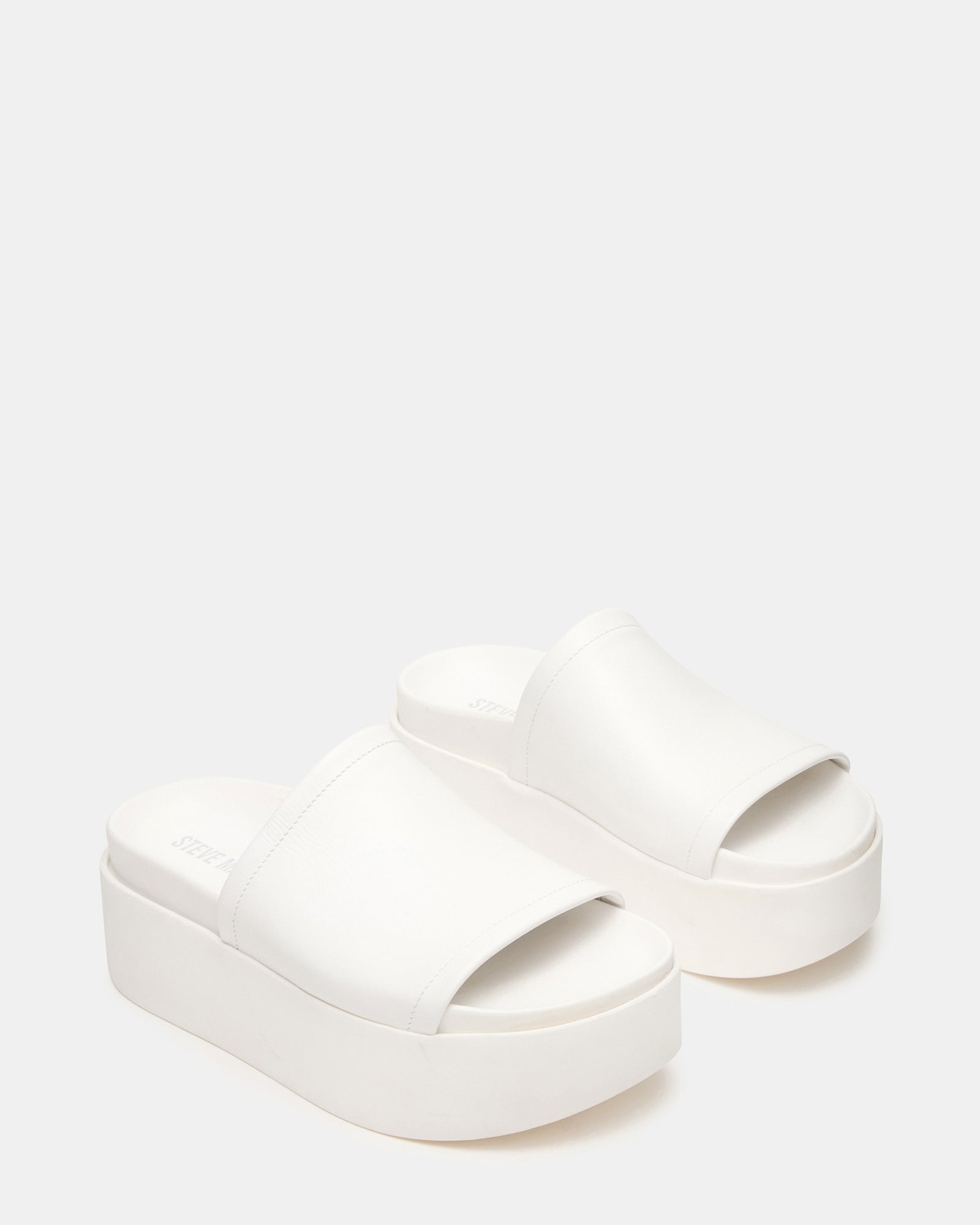 ARWEN WHITE LEATHER