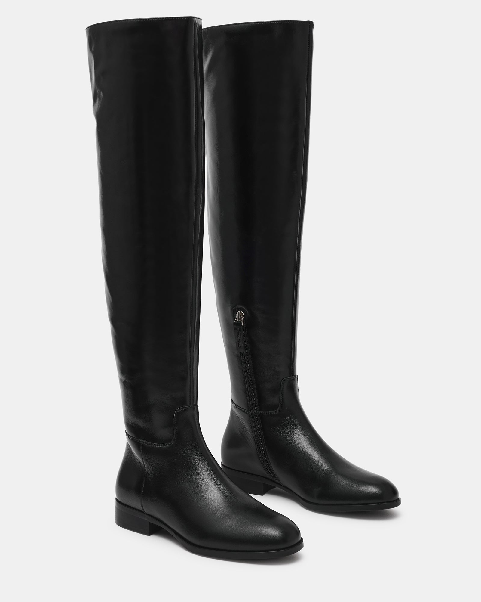 CANTER BLACK LEATHER