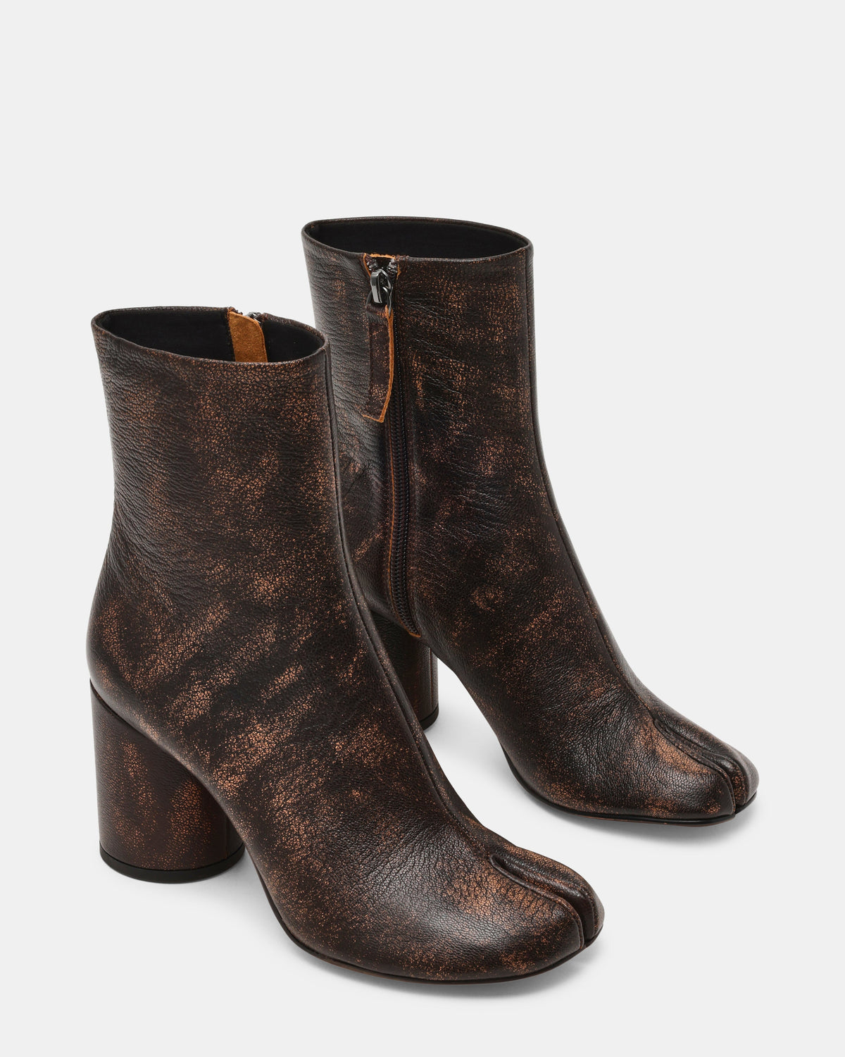 CARO BROWN DISTRESSED