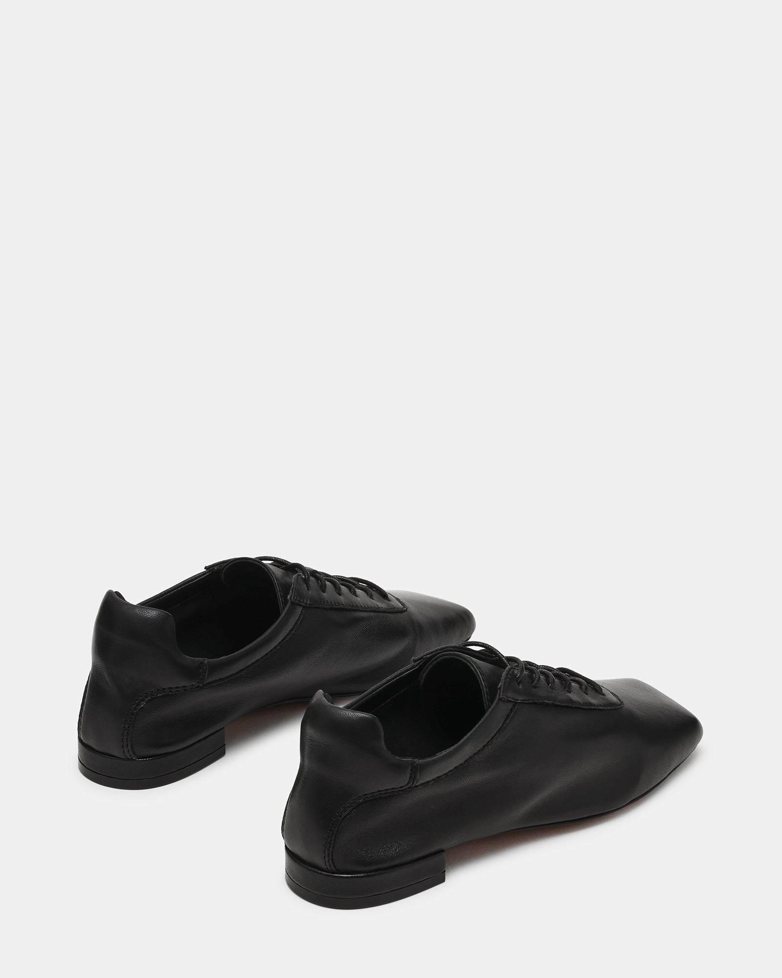 DELPHY LACE-UP BLACK LEATHER