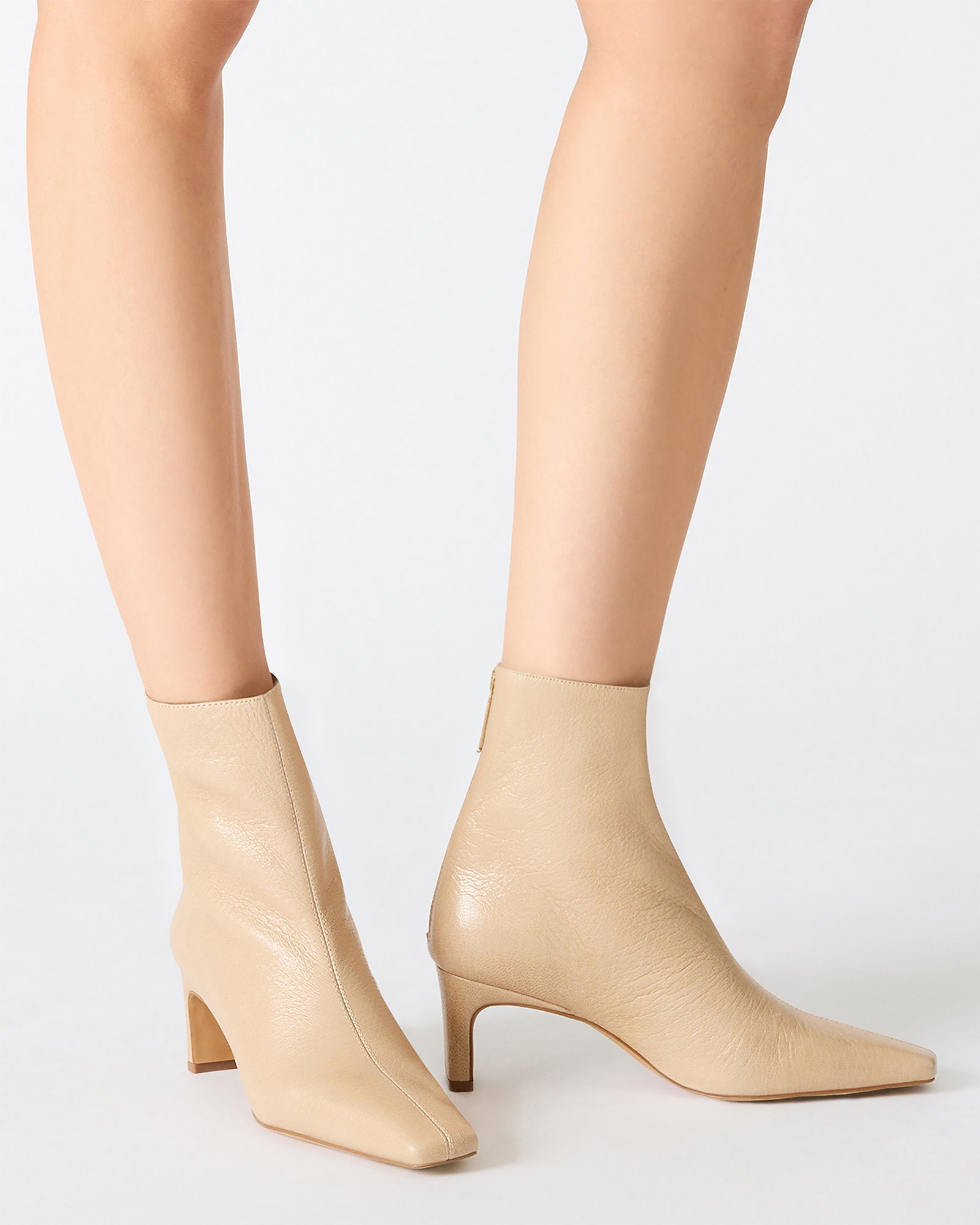 JAMIYAH NATURAL LEATHER