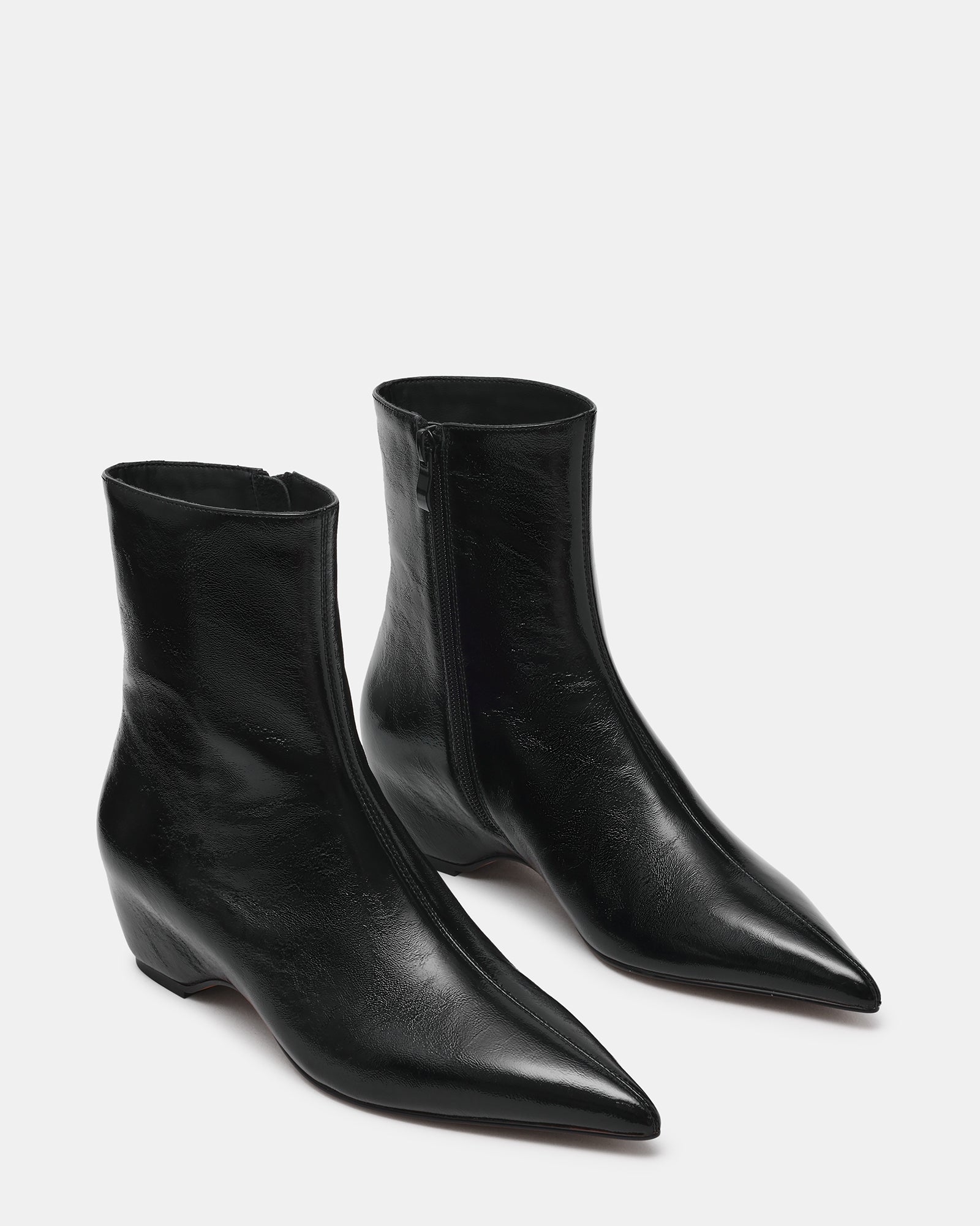 KARLSON BLACK LEATHER