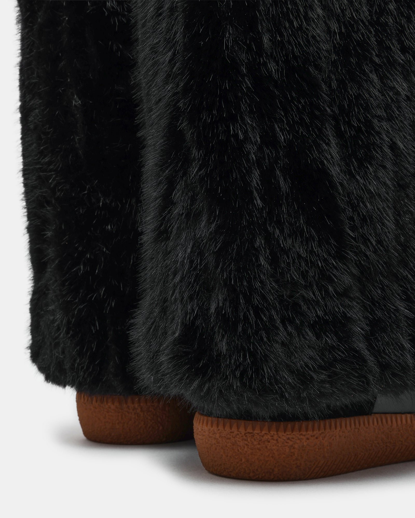 MAVIS FAUX FUR BLACK SUEDE
