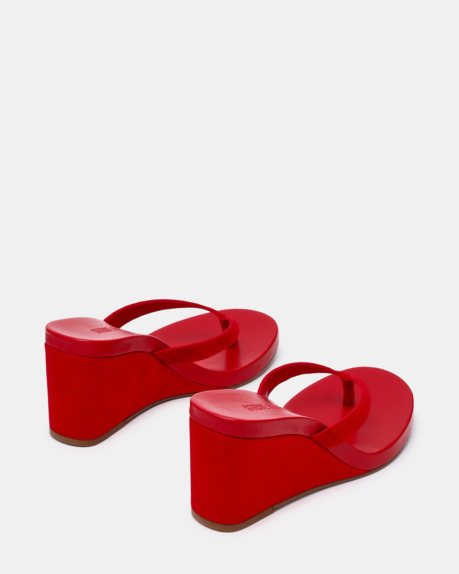 PLAYING RED SUEDE