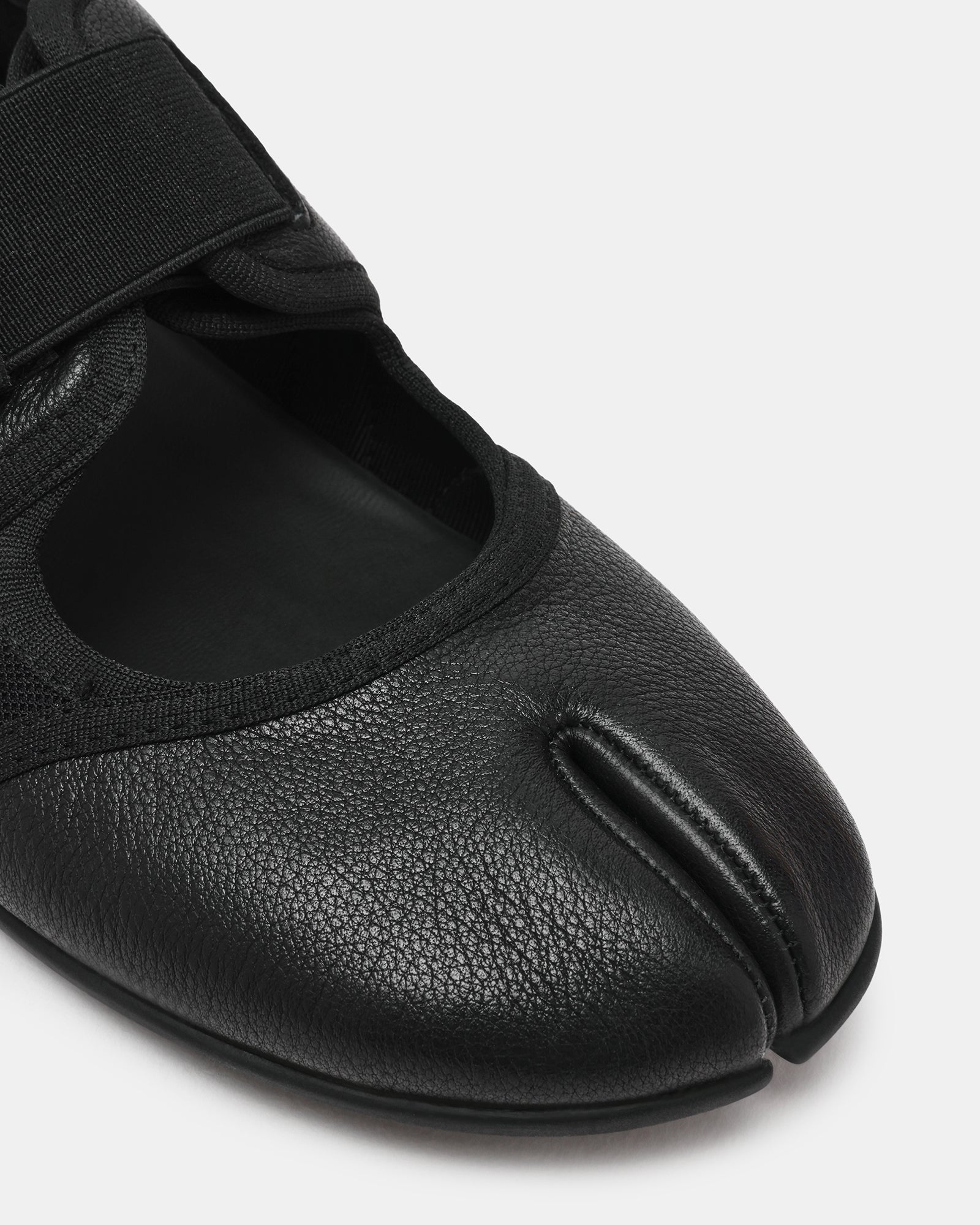 RAPID BLACK LEATHER