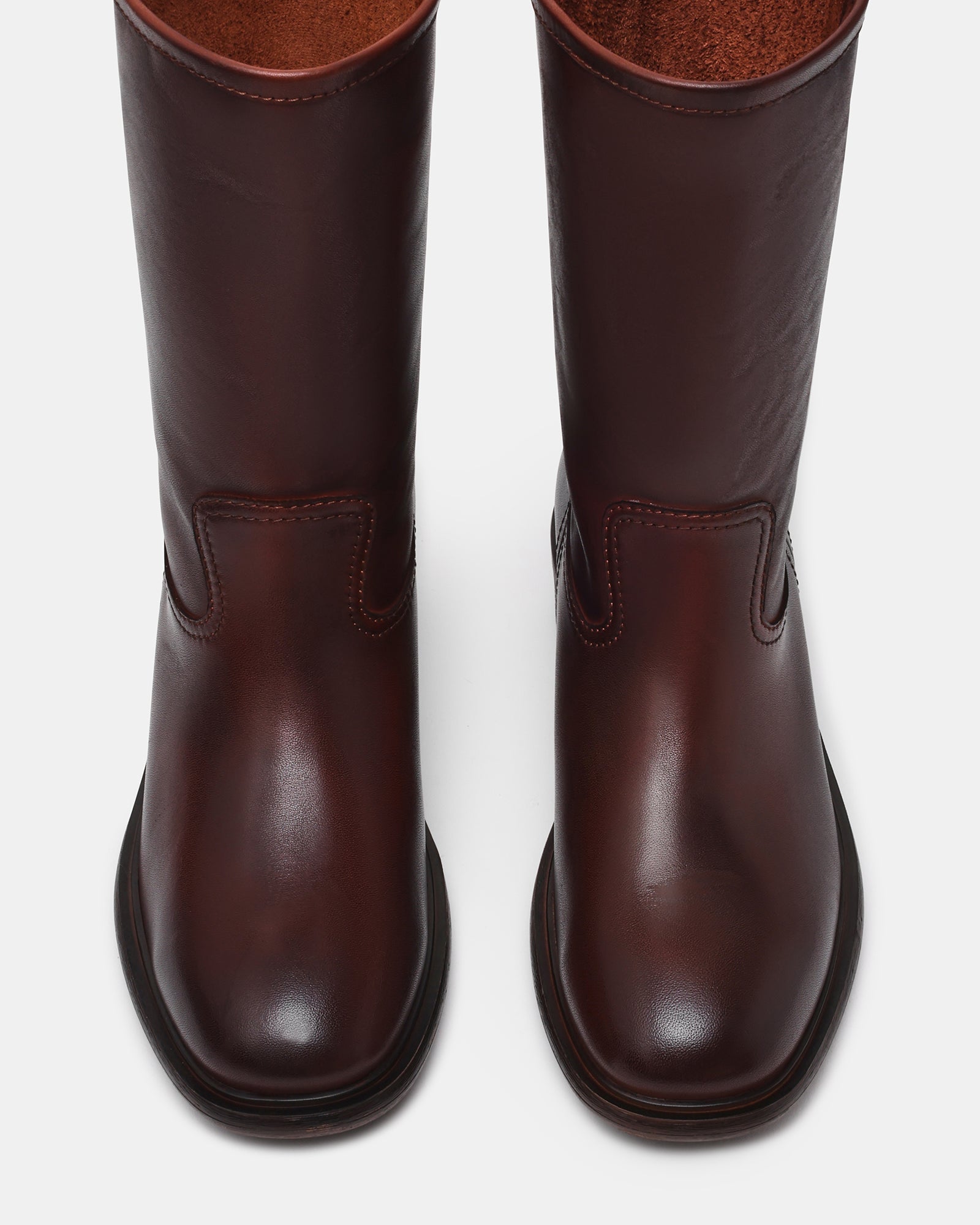 STRAY BROWN LEATHER