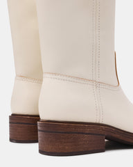 STRAY WHITE LEATHER