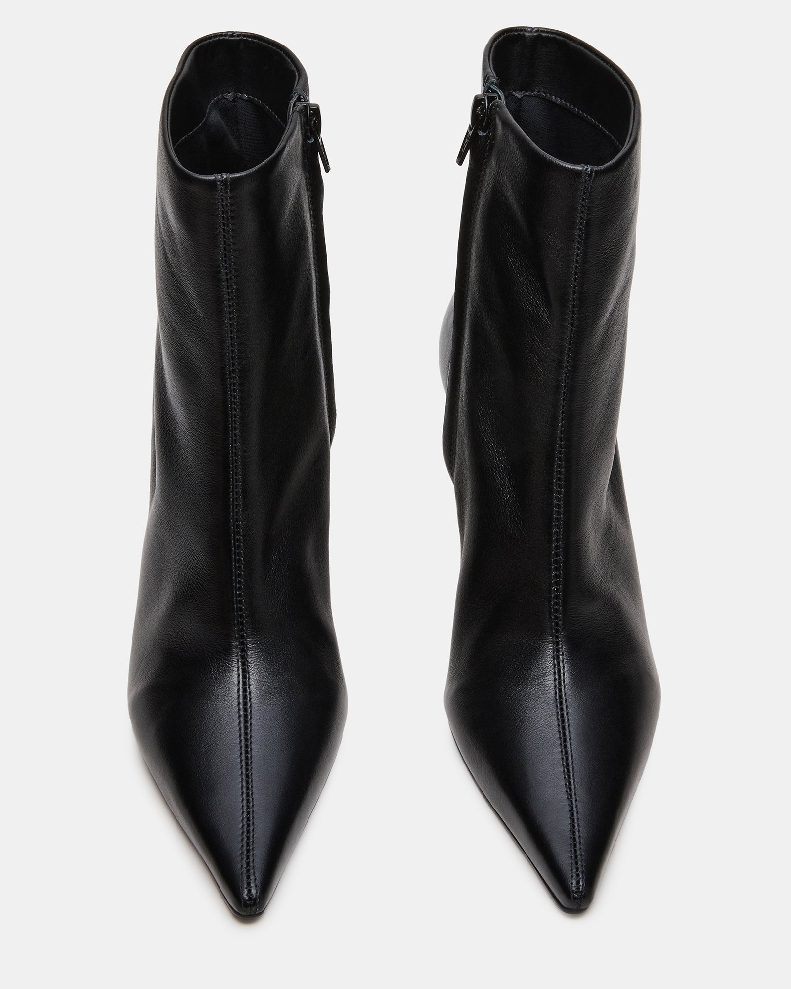 TRUCE BLACK LEATHER