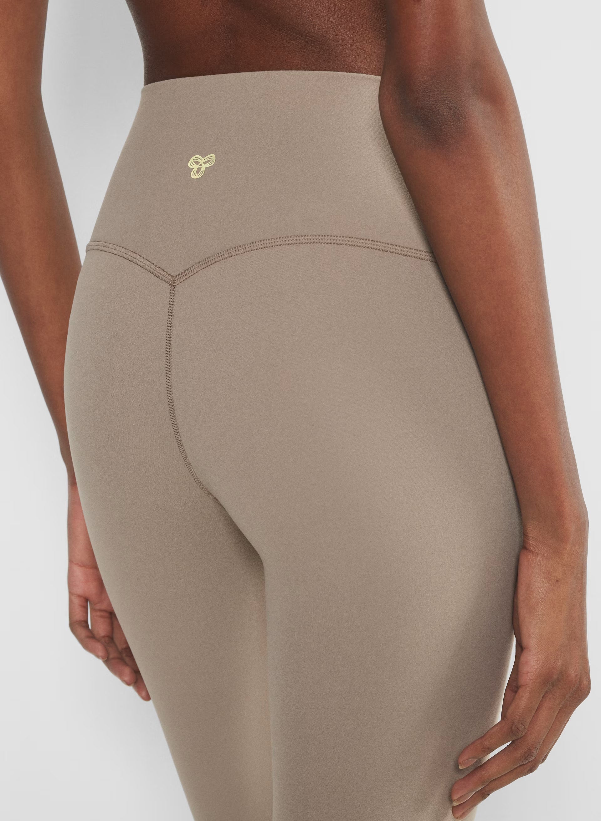 BUTTER Cheeky Hi-Rise Legging - NOMAD TAUPE