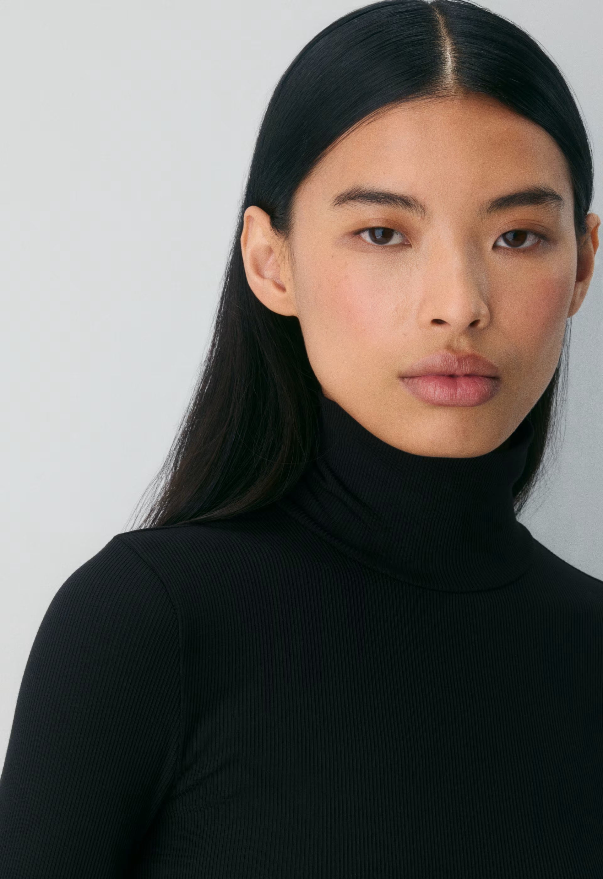 Only Turtleneck - BLACK