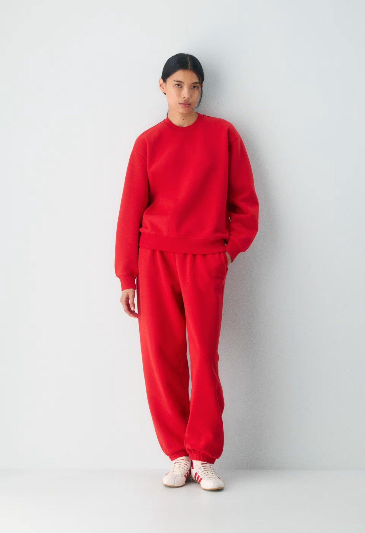 Cozy Sweatfleece Perfect Crew Sweatshirt - FLASHING RED