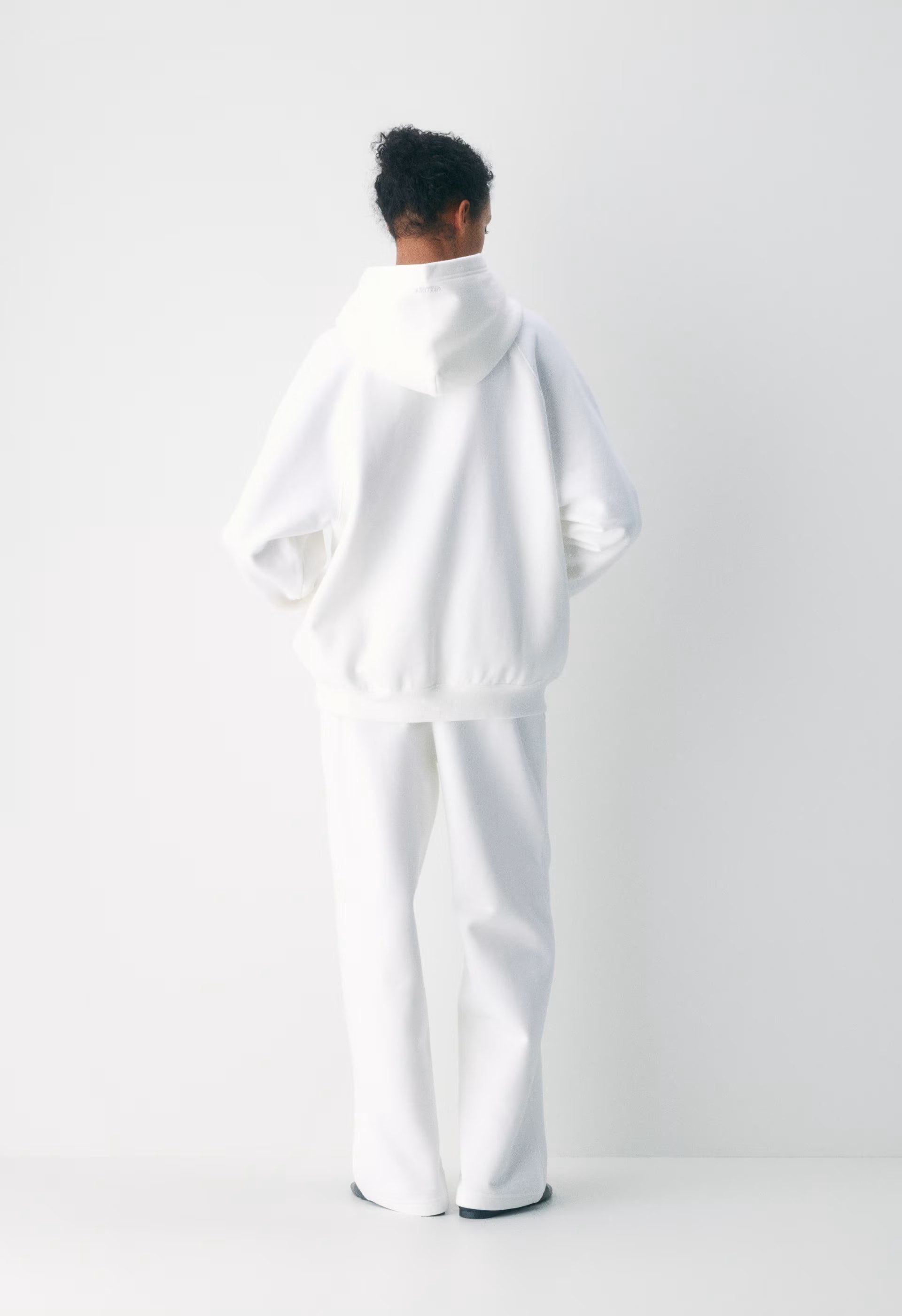 Cozy Sweatfleece Mega Raglan™ Hoodie - WHITE