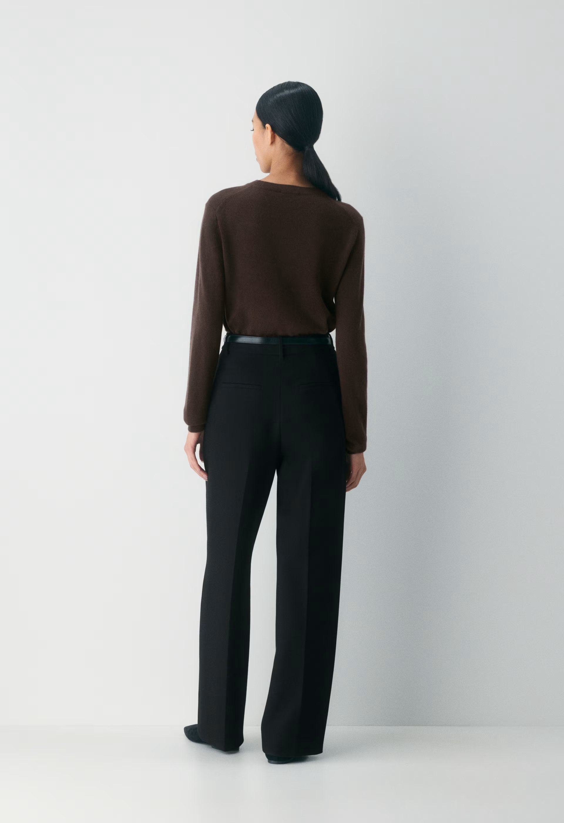 Bare Cashmere Bloor Sweater - RICH MOCHA BROWN