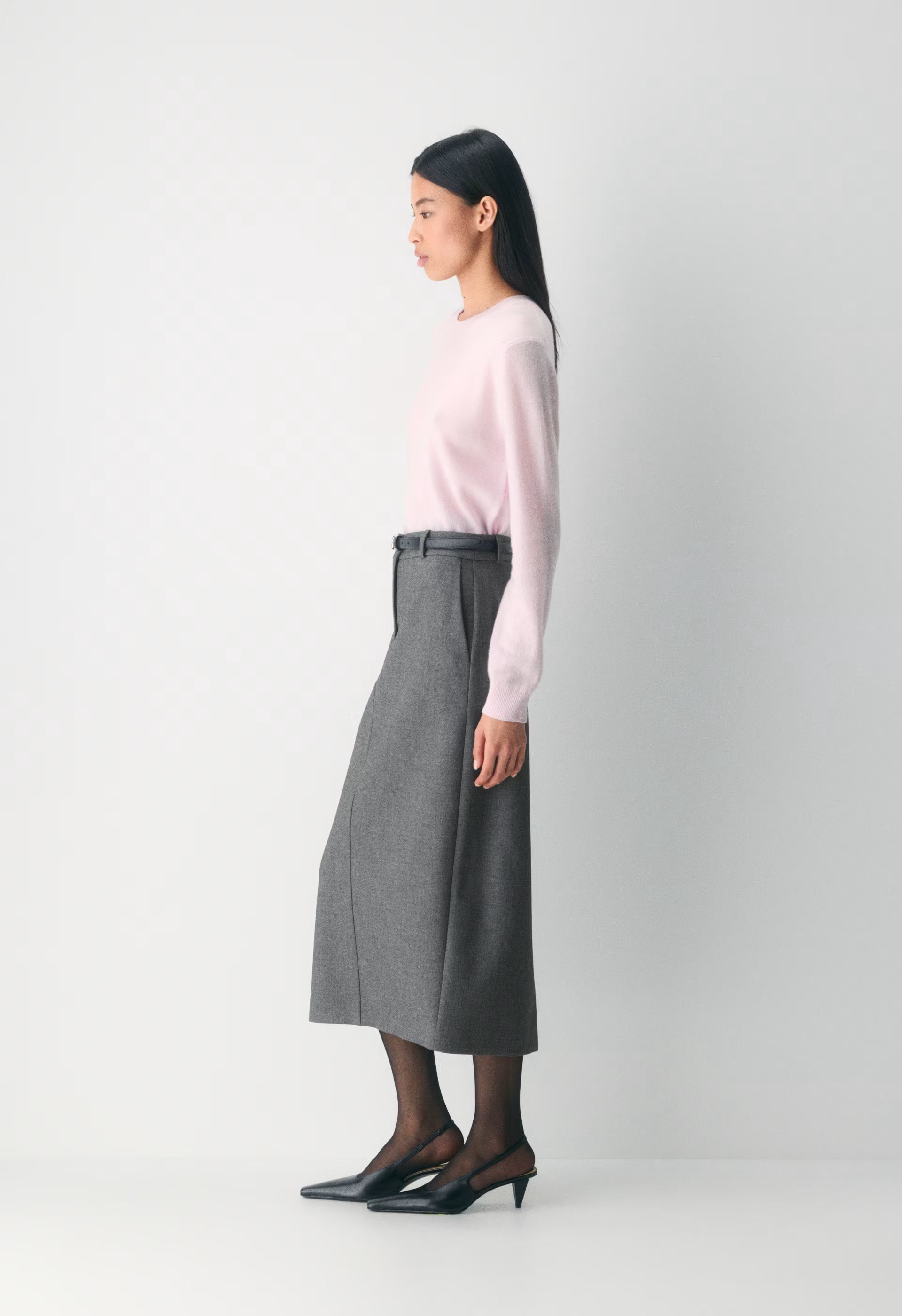 Bare Cashmere Bloor Sweater - MAGNOLIA