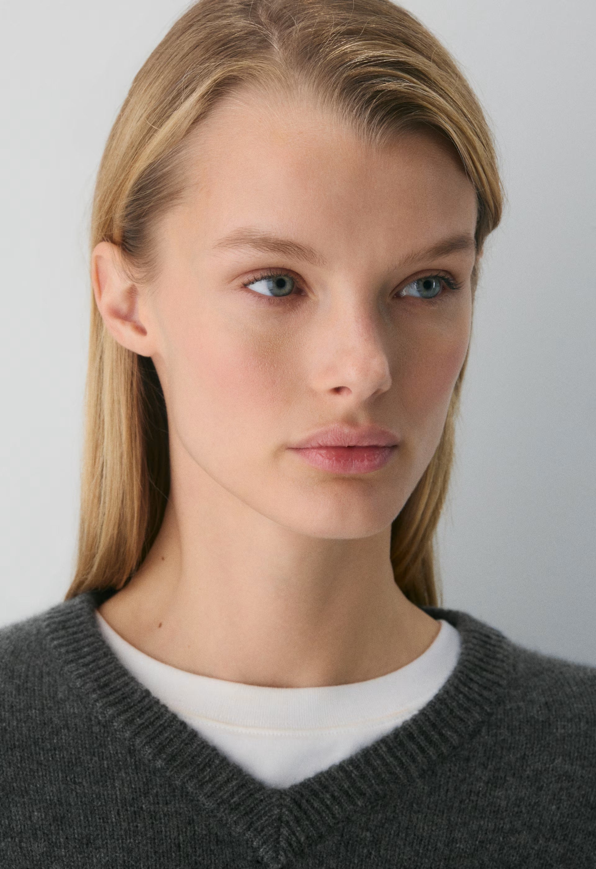 Essential Cashmere Context Sweater - HEATHER CHARCOAL